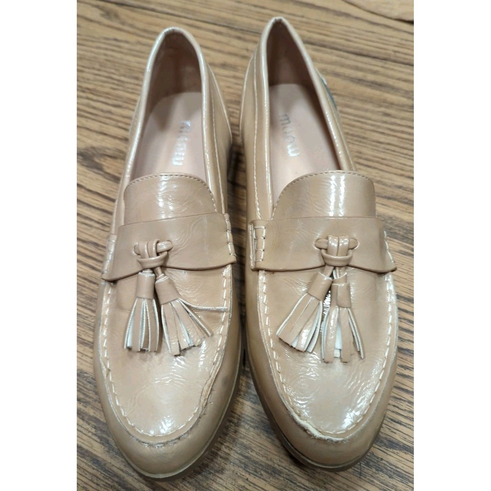 Moow Women's Shiny Tan Tassels Natural Slip-On Loafer Size US 9 (41) READ! - Picture 2 of 15